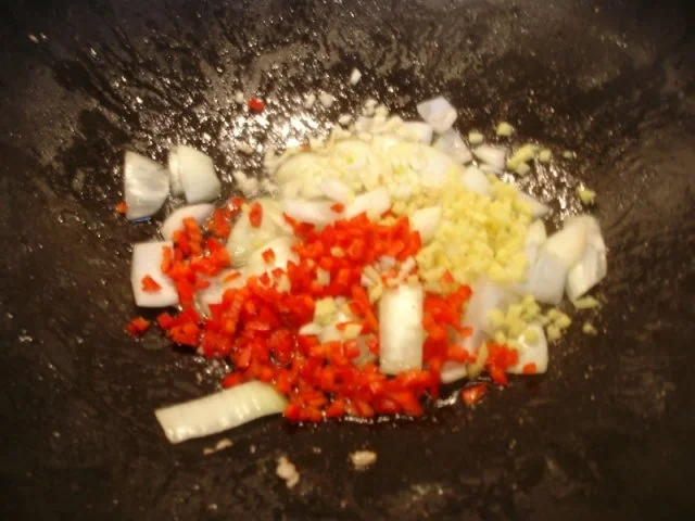 Rezept: Schweinefilet im Wok mit Reis und Salat Bild Nr. 8 Schweinefilet im Wok mit Reis und Salat - Rezept - Bild Nr. 8