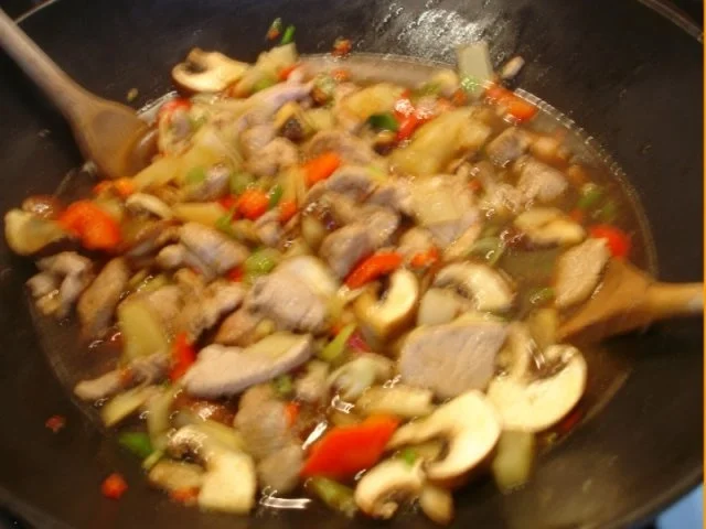 Rezept: Schweinefilet im Wok mit Reis und Salat Bild Nr. 16 Schweinefilet im Wok mit Reis und Salat - Rezept - Bild Nr. 16