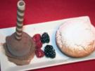 Waldbeerentörtchen zu selbstgemachtem Schokoladeneis - Rezept