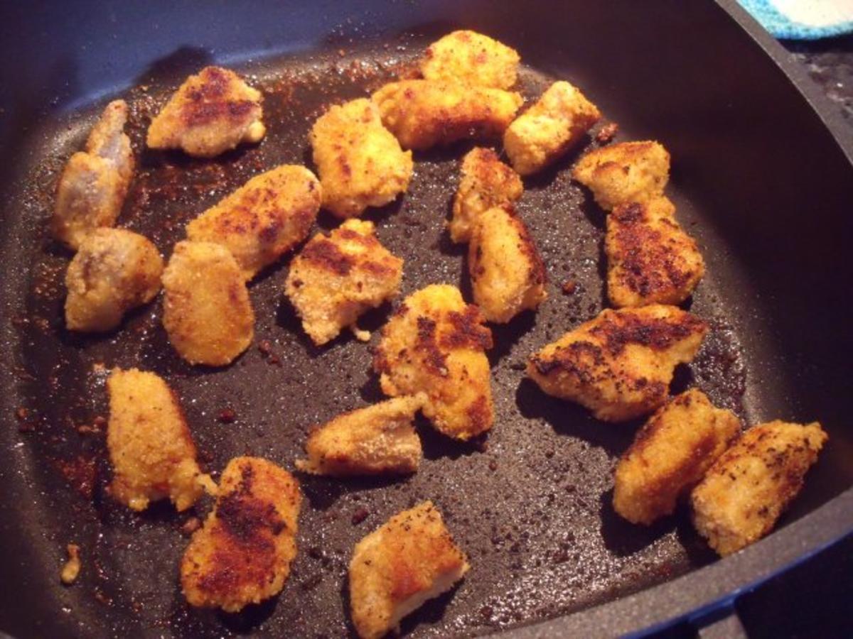 Chicken-Nuggets mit Paprika-Dip; Hühnchen- bzw. Fleischgericht - Rezept
