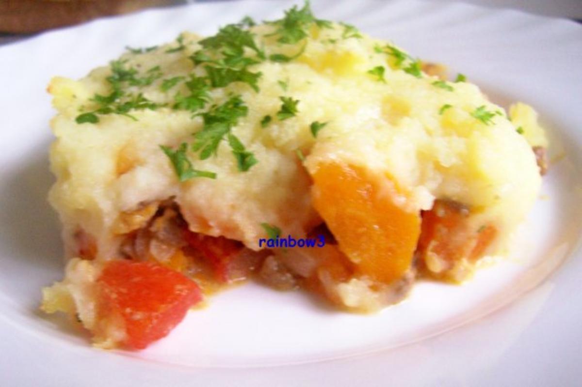 Auflauf: Gemüse + Hack unter einer Kartoffelpüree-Decke - Rezept ...