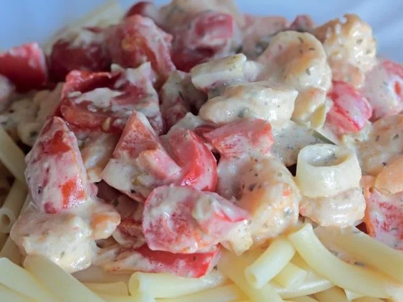 Riesengarnelen an Frischkäse-Kräuter-Sauce - Rezept