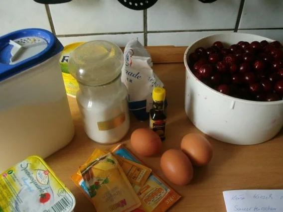 Rezept: Kirsch-Käse Streuselkuchen Bild Nr. 3 Kirsch-Käse Streuselkuchen - Rezept - Bild Nr. 3