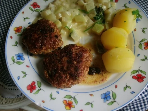Kräuterklops mit 2 erlei Gemüse - Rezept - Bild Nr. 2