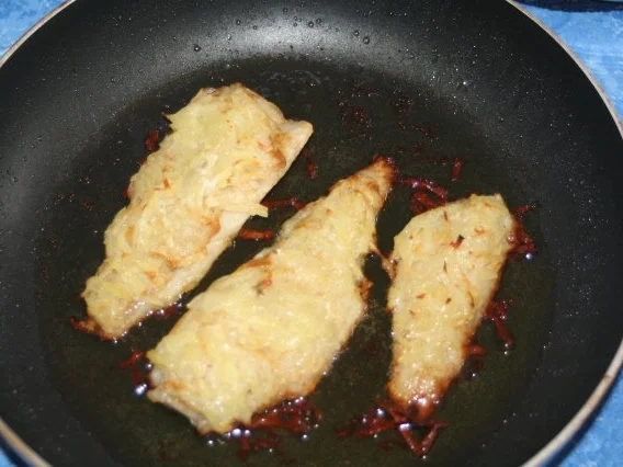 Seelachsfilet mit Kartoffelkruste - Rezept - Bild Nr. 2