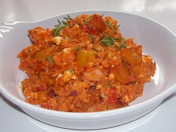 Rezept: Kartoffel-Eier-Pfanne mit Paprika und Feta Bild Nr. 9 Kartoffel-Eier-Pfanne mit Paprika und Feta - Rezept - Bild Nr. 9