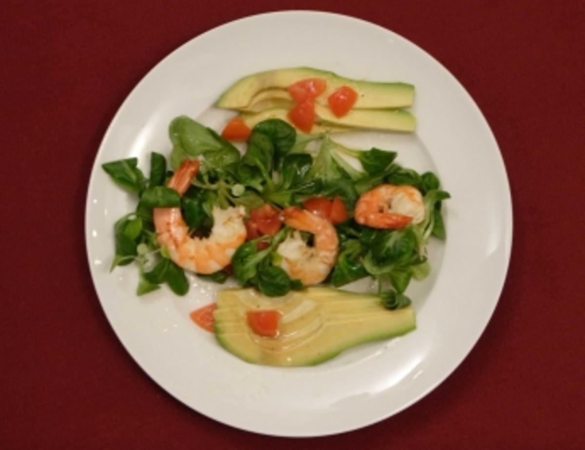 Avocadosalat mit Gambas (Joachim Llambi) - Rezept