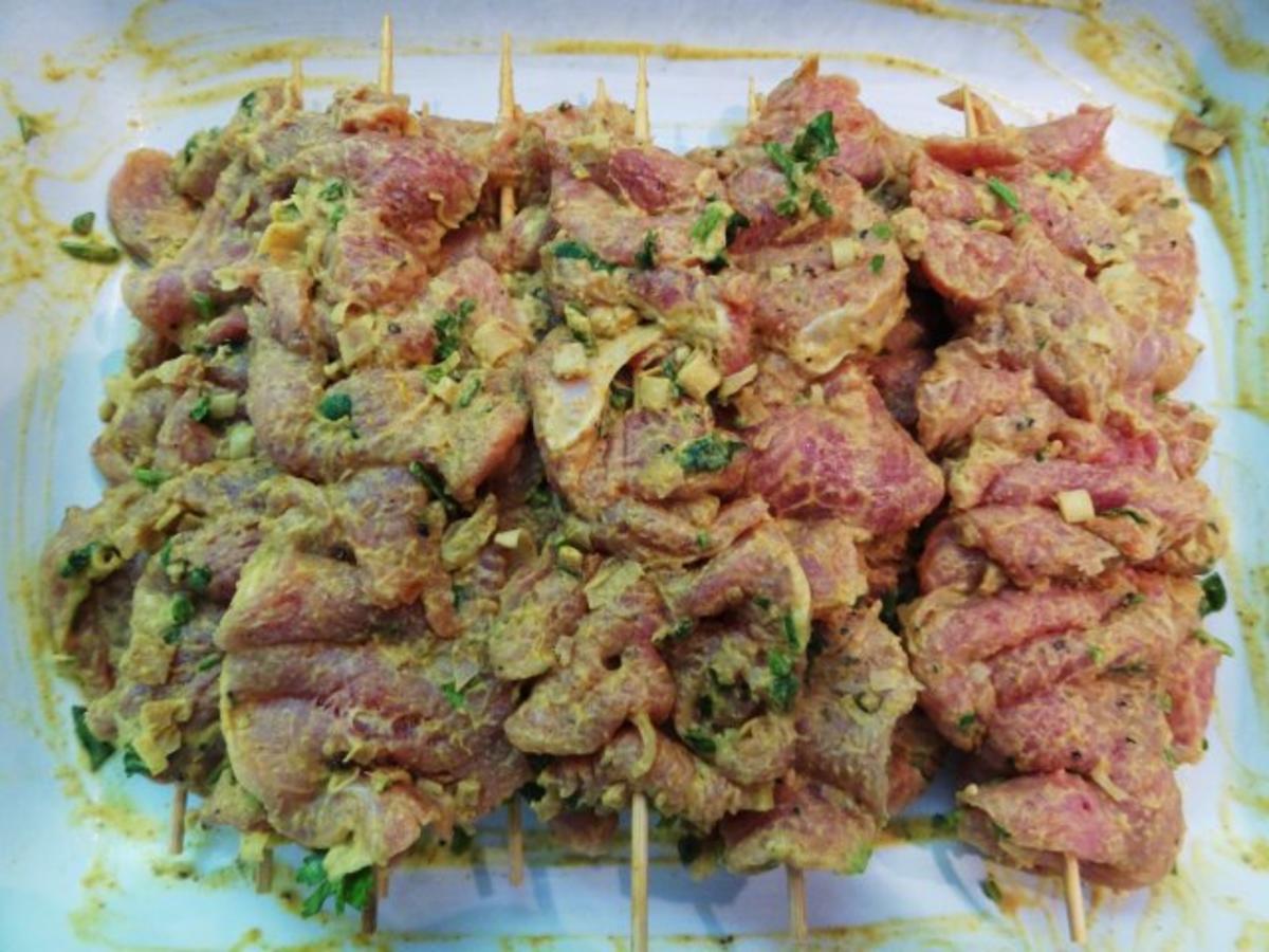 Muh Satè / Fleischspießchen mit Sataysauce - Rezept - Bild Nr. 3