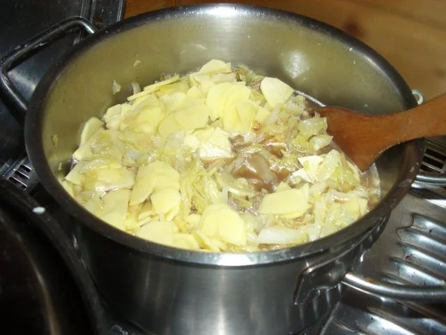 Rezept: Schnelle Wirsingsuppe Bild Nr. 8 Schnelle Wirsingsuppe - Rezept - Bild Nr. 8