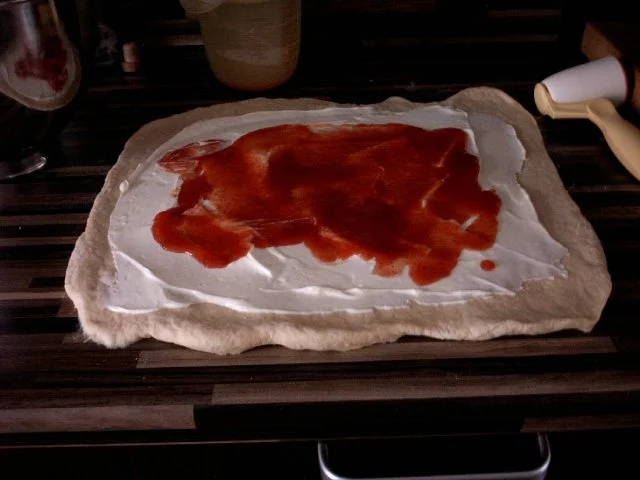 Erdbeer-Bienenstich-Schnecken - Rezept