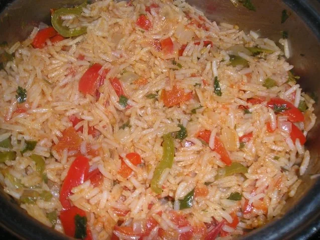 Hühnerspießchen mit Djuvecreis - Rezept - Bild Nr. 2