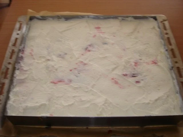 Himbeer-Kekskuchen mit Zitronenguß - Rezept - Bild Nr. 3