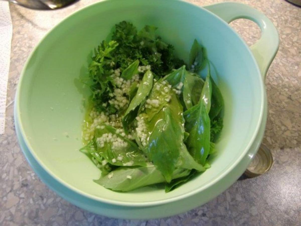 Tagliatelle mit Pesto & geräucherten Lachs - Rezept - Bild Nr. 8