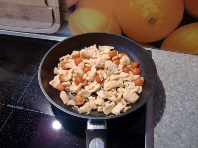 Rezept: Tagliatelle mit Pesto & geräucherten Lachs Bild Nr. 14 Tagliatelle mit Pesto & geräucherten Lachs - Rezept - Bild Nr. 14