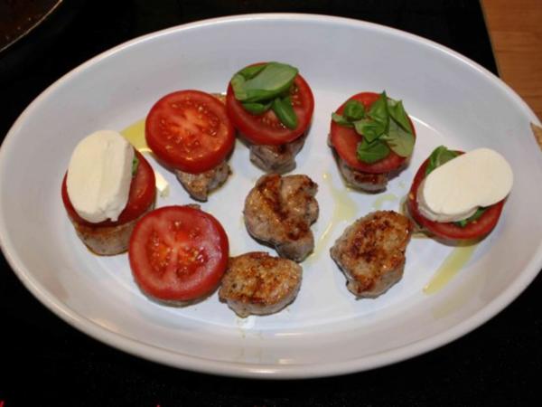 Schweinefilet mit Tomate, Mozzarella, Basilikum - Rezept - kochbar.de