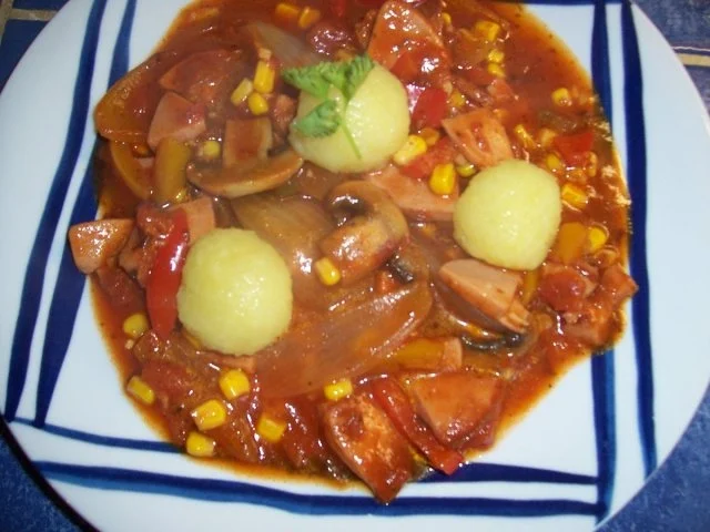 Wurstgulasch - Rezept - Bild Nr. 13