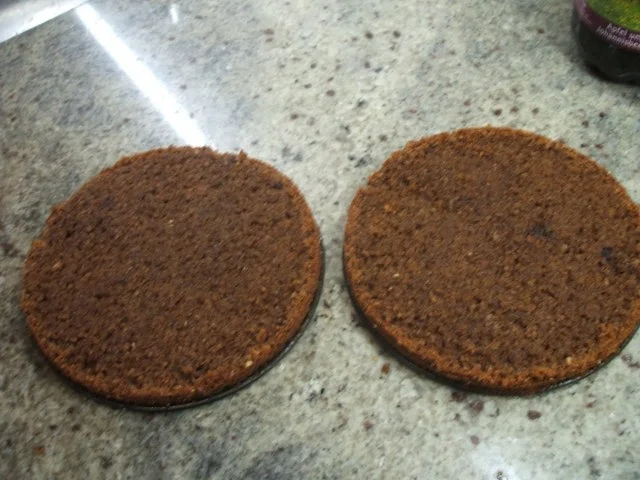 Backen: Kleine Geburtstagstörtchen für 16cm-Tortenform - Rezept - Bild Nr. 12