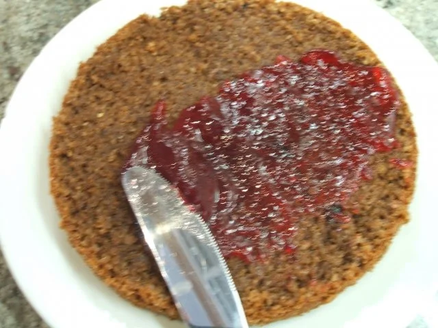 Backen: Kleine Geburtstagstörtchen für 16cm-Tortenform - Rezept - Bild Nr. 13