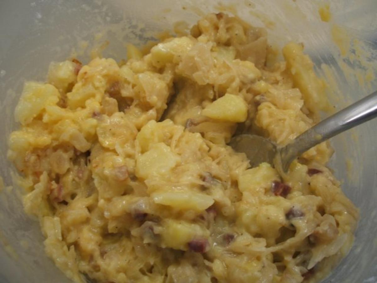 Kartoffeln: Sauerkraut-Baggers - Kartoffelplätzchen mit Sauerkraut - Rezept - Bild Nr. 6