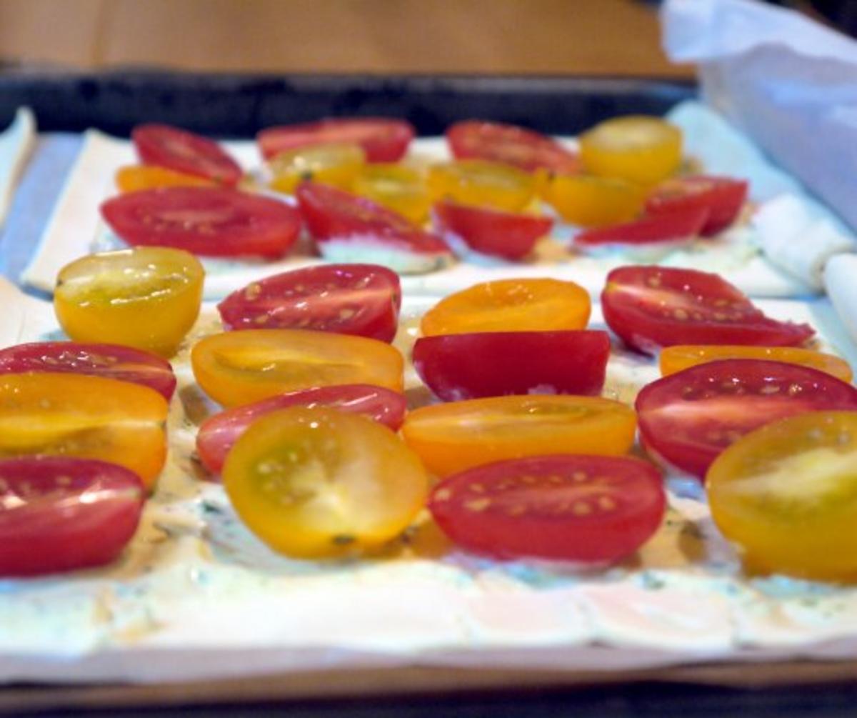 Blätterteigtarte mit bunten Tomaten und Pesto aus confierter Zucchini - Rezept - Bild Nr. 10