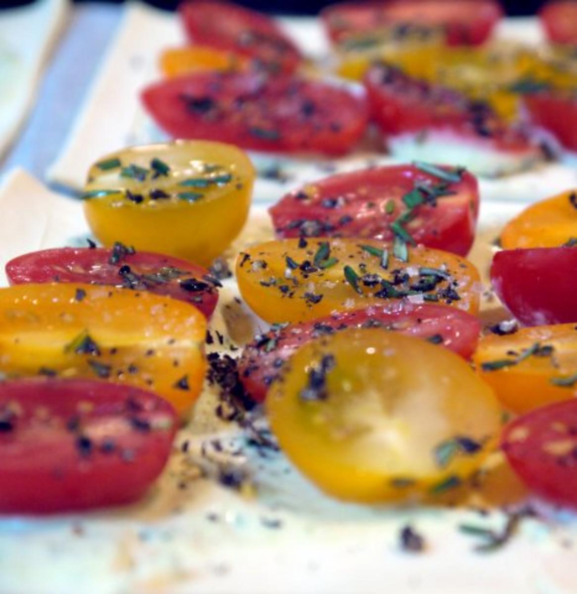 Blätterteigtarte mit bunten Tomaten und Pesto aus confierter Zucchini - Rezept - Bild Nr. 12