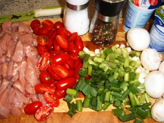 Rezept: Puten-Tomaten-Kuchen Bild Nr. 2 Puten-Tomaten-Kuchen - Rezept - Bild Nr. 2