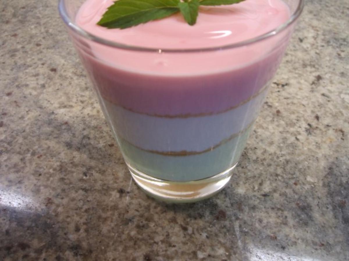 Dessert: Joghurt "Tricolore" - Rezept - Bild Nr. 5