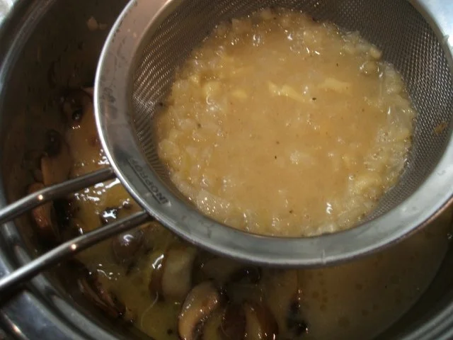 Rezept: Suppen: Champignonsuppe Bild Nr. 6 Suppen: Champignonsuppe - Rezept - Bild Nr. 6