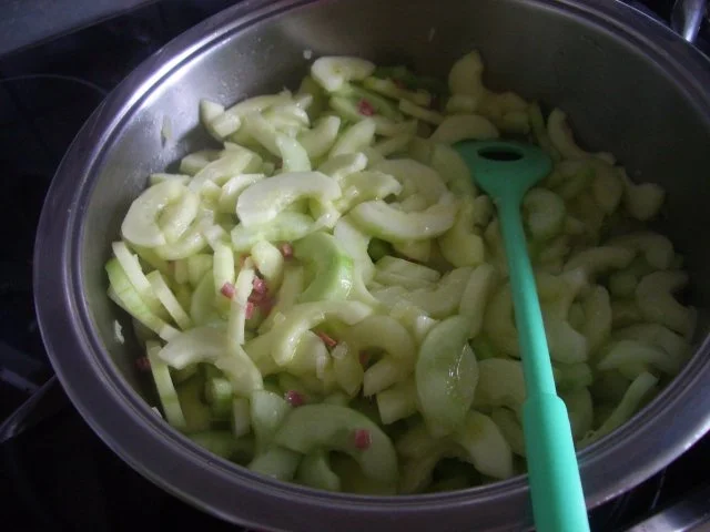 Rezept: Schmorgurken Bild Nr. 7 Schmorgurken - Rezept - Bild Nr. 7