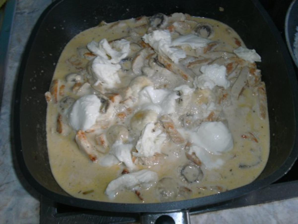 Bilder für Puten-Champignon-Geschnetzeltes - Rezept