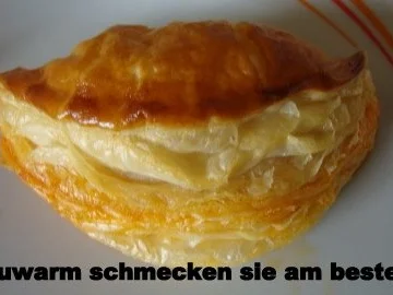 Rezept: Blätterteigtaschen mit Chorizowurst Blätterteigtaschen mit Chorizowurst - Rezept