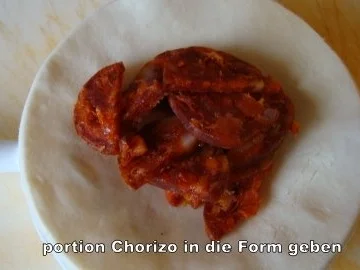 Rezept: Blätterteigtaschen mit Chorizowurst Bild Nr. 4 Blätterteigtaschen mit Chorizowurst - Rezept - Bild Nr. 4