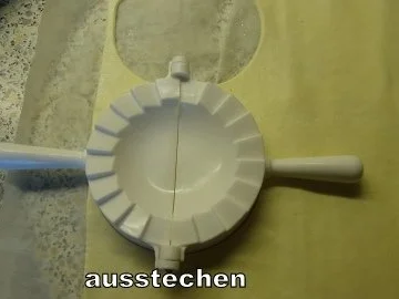 Rezept: Blätterteigtaschen mit Chorizowurst Bild Nr. 3 Blätterteigtaschen mit Chorizowurst - Rezept - Bild Nr. 3