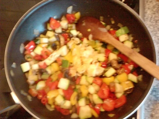 Rezept: Hot Vegetable Hill with grilled Chicken Bild Nr. 4 Hot Vegetable Hill with grilled Chicken - Rezept - Bild Nr. 4