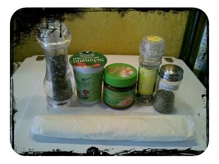 Rezept: Flammkuchen: Thunfisch-Flammkuchen für die WG Bild Nr. 2 Flammkuchen: Thunfisch-Flammkuchen für die WG - Rezept - Bild Nr. 2