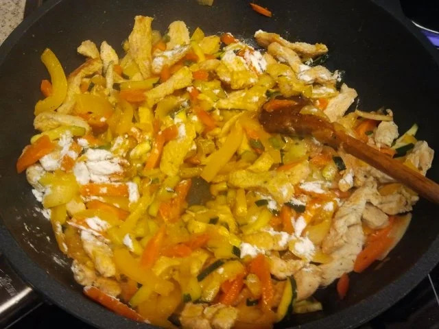 Rezept: Puten-Rahm-Geschnetzeltes Bild Nr. 5 Puten-Rahm-Geschnetzeltes - Rezept - Bild Nr. 5