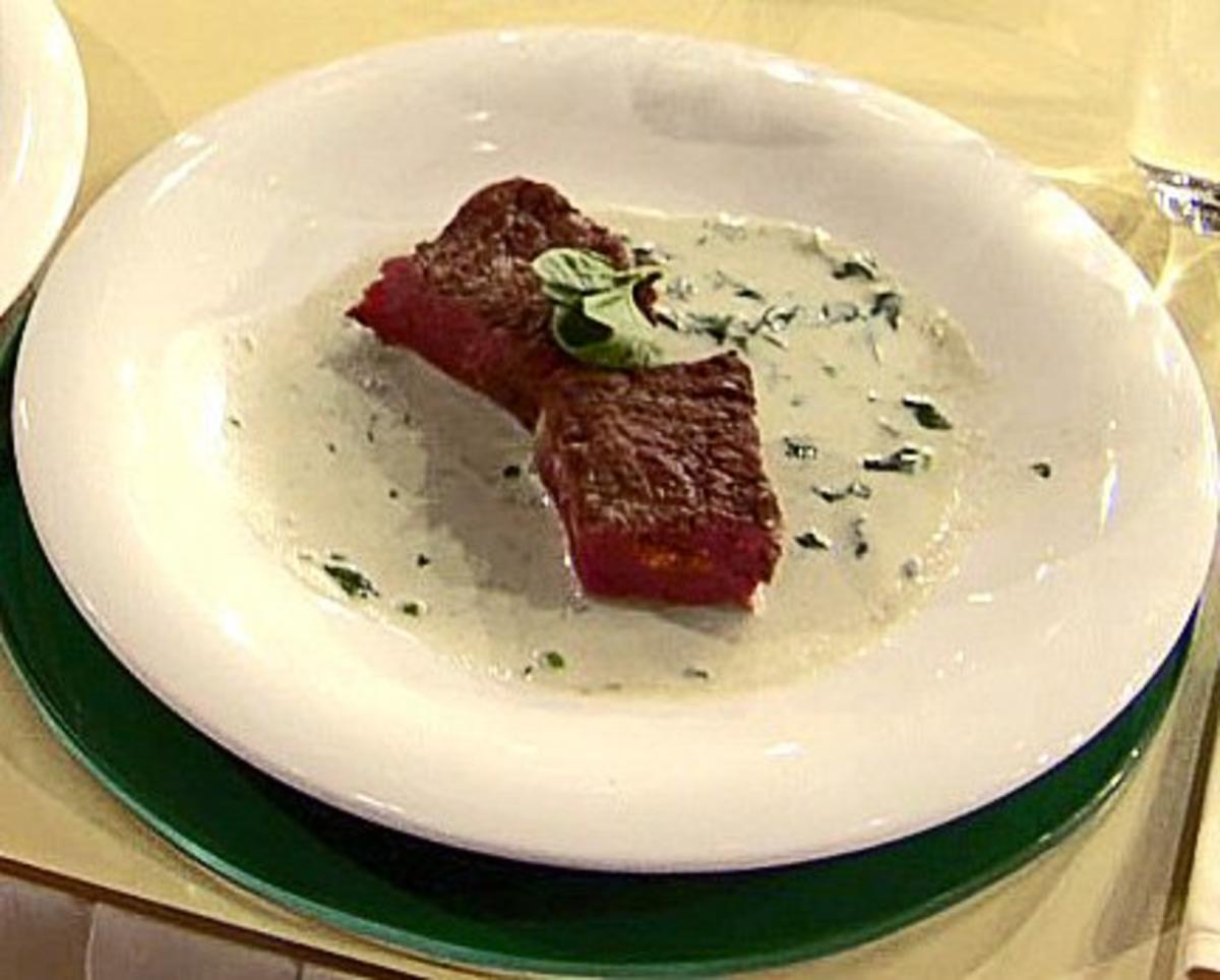 Roastbeef mit Füllung von Grillgemüse und Gorgonzola-Sauce (Ralf Möller ...