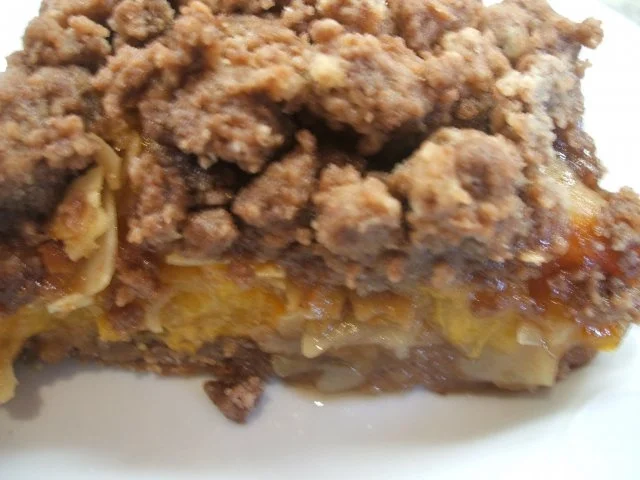 Backen: Aprikosenkuchen mit Schokostreusel und einer Überraschung - Rezept