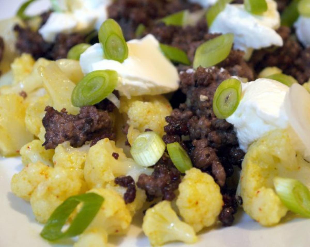 Bilder für Blumenkohlsalat mit Blumenkohl und Rinderhackfleisch - Rezept