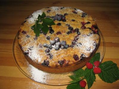 Rezept: Himbeer - Heidelbeer - Streuselkuchen Himbeer - Heidelbeer - Streuselkuchen - Rezept