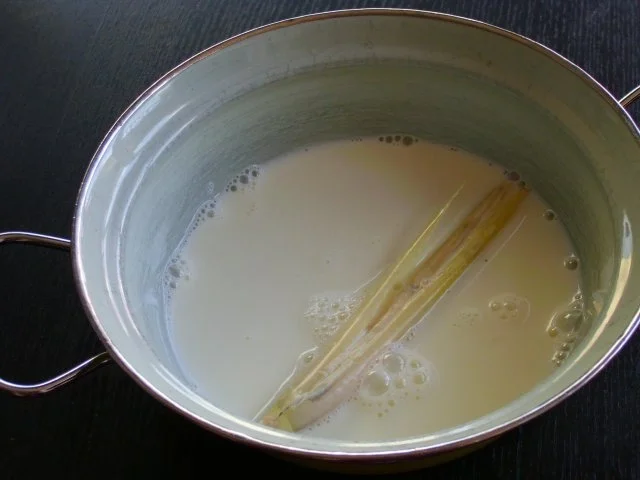 Rezept: Mousse au Zitronengras-Chocolat Bild Nr. 2 Mousse au Zitronengras-Chocolat - Rezept - Bild Nr. 2