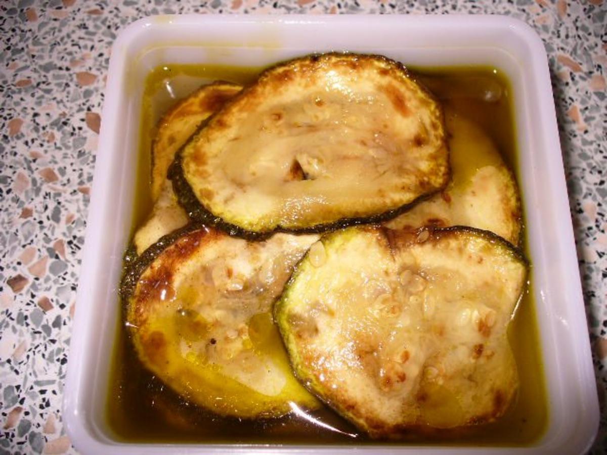 pikante Zucchini-Scheibletten - Rezept - Bild Nr. 7