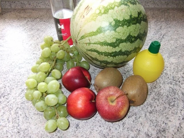 Obstsalat nach Dieter´s Art - Rezept - Bild Nr. 2