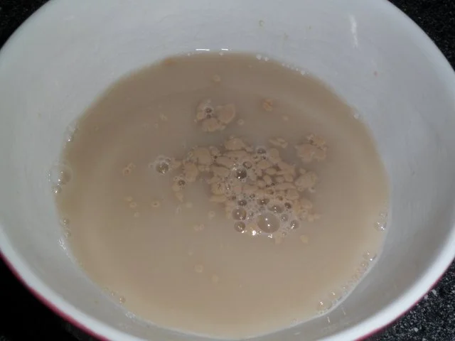 Rezept: Käse-Knobi-Kräuter-Brot Bild Nr. 3 Käse-Knobi-Kräuter-Brot - Rezept - Bild Nr. 3