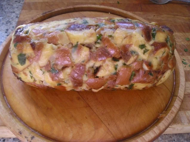 Laugensemmelknödel (Serviettenknödel) - Rezept