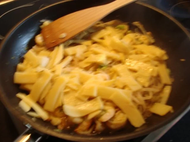 Rezept: Spaghetti mit King Praws und Sprossen Bild Nr. 4 Spaghetti mit King Praws und Sprossen - Rezept - Bild Nr. 4