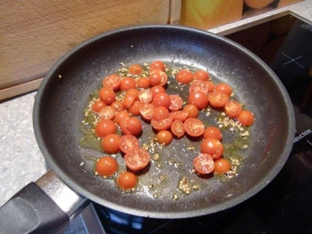 Rezept: Putenschnitzel Röllchen mit Bacon Kruste Bild Nr. 8 Putenschnitzel Röllchen mit Bacon Kruste - Rezept - Bild Nr. 8