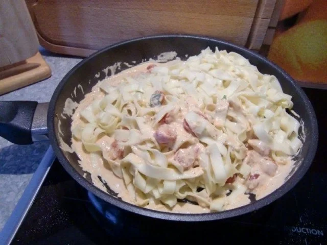 Rezept: Putenschnitzel Röllchen mit Bacon Kruste Bild Nr. 10 Putenschnitzel Röllchen mit Bacon Kruste - Rezept - Bild Nr. 10