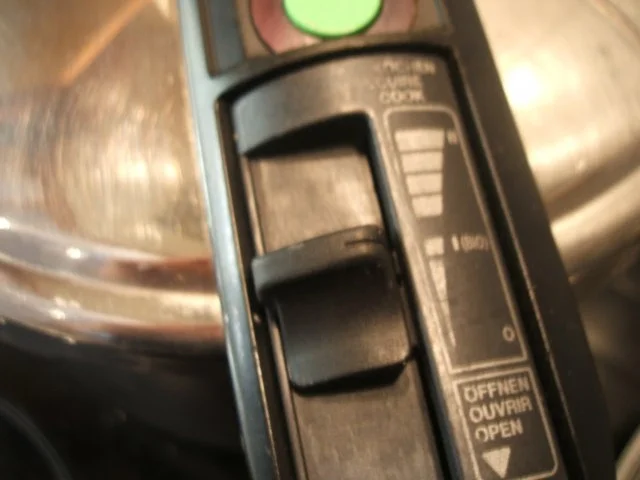 Rezept: Suppen: Klare Tomatensuppe Bild Nr. 4 Suppen: Klare Tomatensuppe - Rezept - Bild Nr. 4