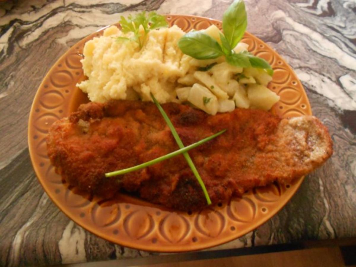 Schweineschnitzel mit Kartoffelpüree an Kohlrabi Buttergemüse - Rezept